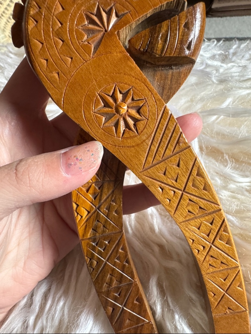 Hand-Carved Wooden Nutcracker - Natural Brown - Picture 4 of 8